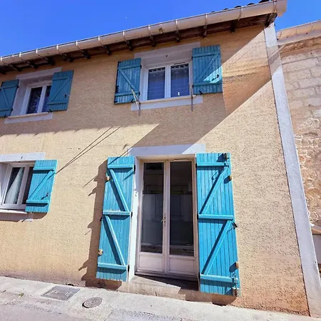 Duplex Cosy Au Coeur Du Village! 아파트 아메거스