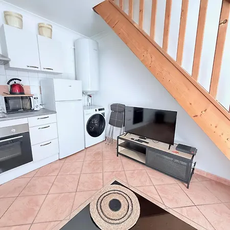 Διαμέρισμα Duplex Cosy Au Coeur Du Village!