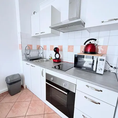 Duplex Cosy Au Coeur Du Village! Διαμέρισμα Aimargues