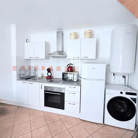 Duplex Cosy Au Coeur Du Village! * 아메거스