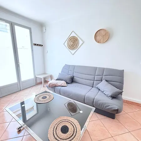 Duplex Cosy Au Coeur Du Village! * 아메거스